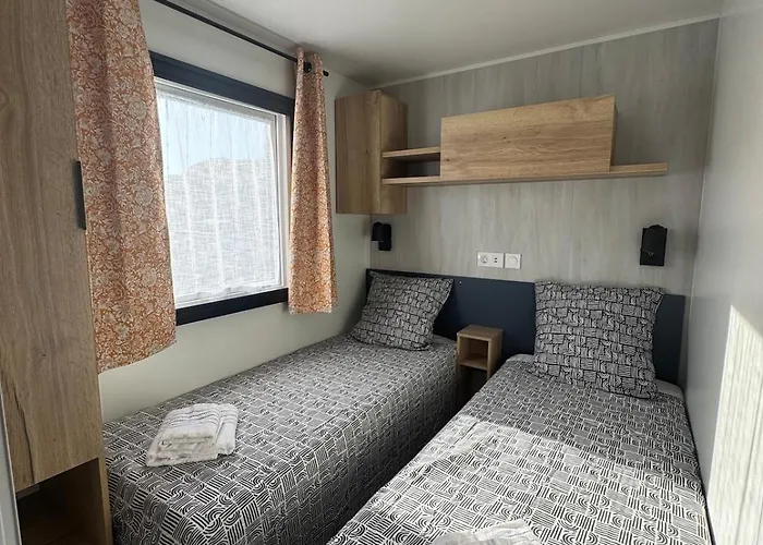 575 6 A 8 Pers, Wifi, 4 Etoiles Des Reves 펜션 *